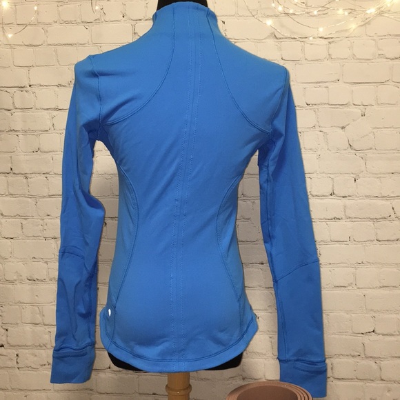 SOLD Lululemon Shape Jacket - Picture 9 of 11